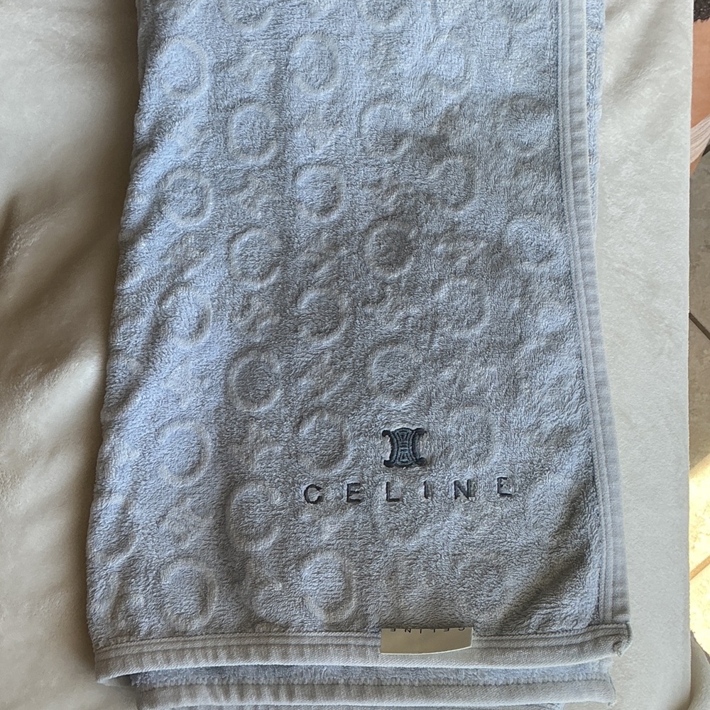 Celine Elegant Light Blue Bath Towel